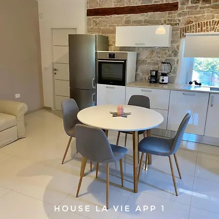 House La Vie App No 1 Appartamento
